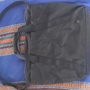 Lululemon All day Essentials tote bag